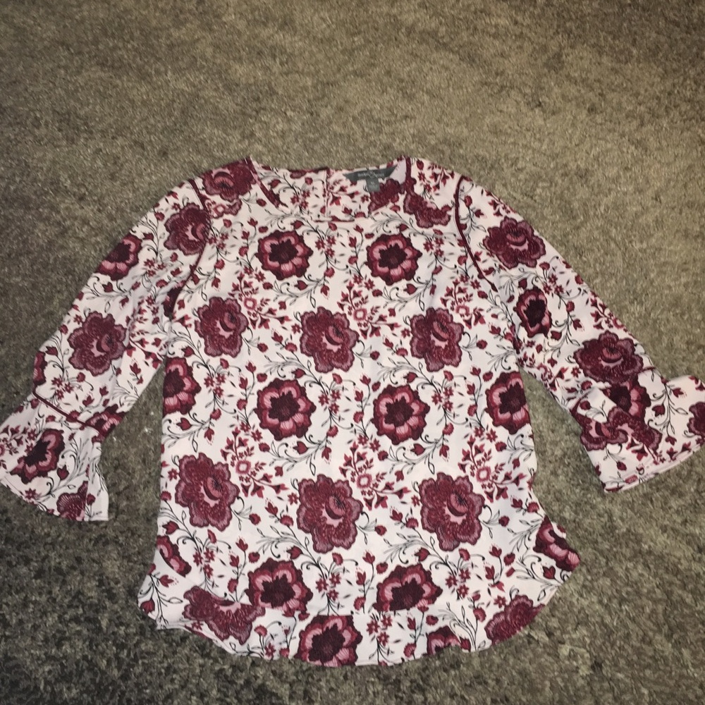 Pretty floral top